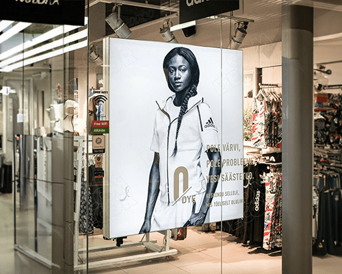 lightbox-illuminated-advertising-in-a-shop-window-1200